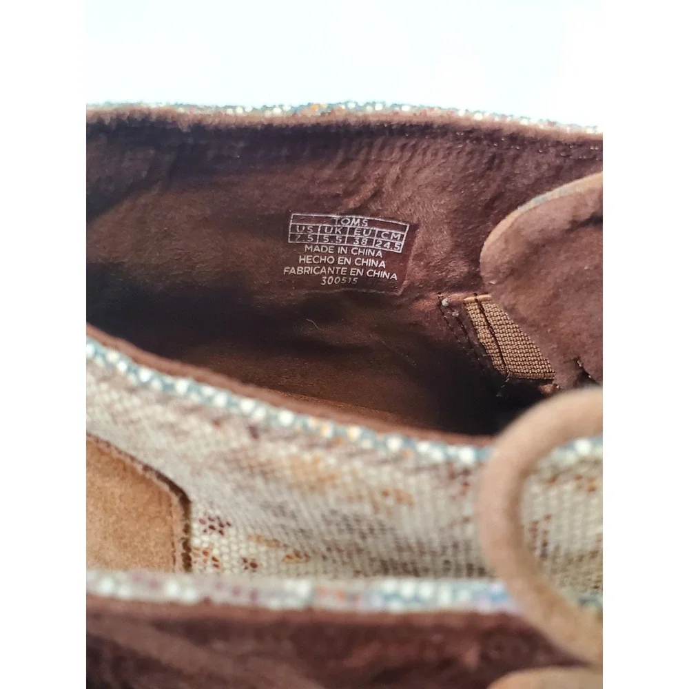 Toms Desert Wedge Booties Brown Suede Flower Detail Size 7.5